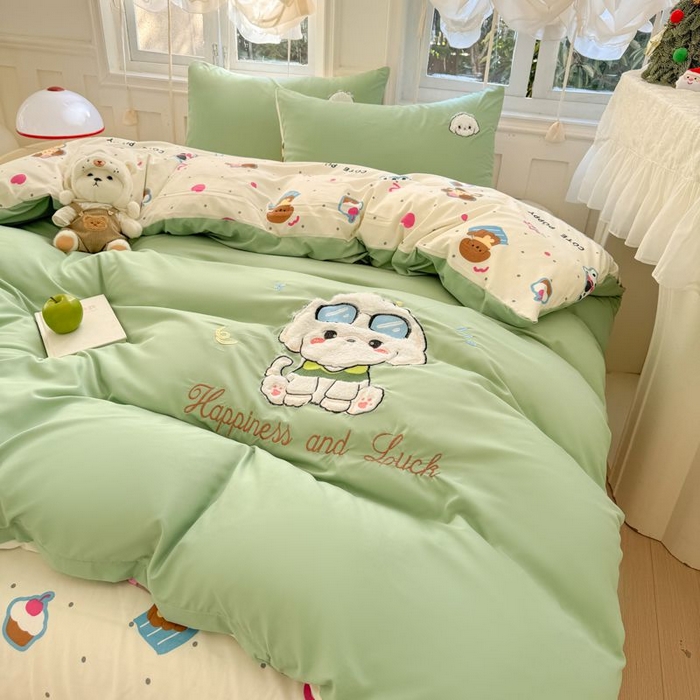 91家纺网 家纺一手货源 找家纺 悦兴家纺 2025新款A类水洗棉治愈萌犬系列四件套（含买家秀） 奶绿学院狗狗