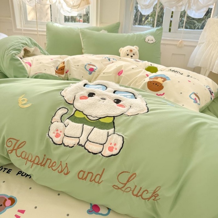 91家纺网 家纺一手货源 找家纺 悦兴家纺 2025新款A类水洗棉治愈萌犬系列四件套（含买家秀） 奶绿学院狗狗