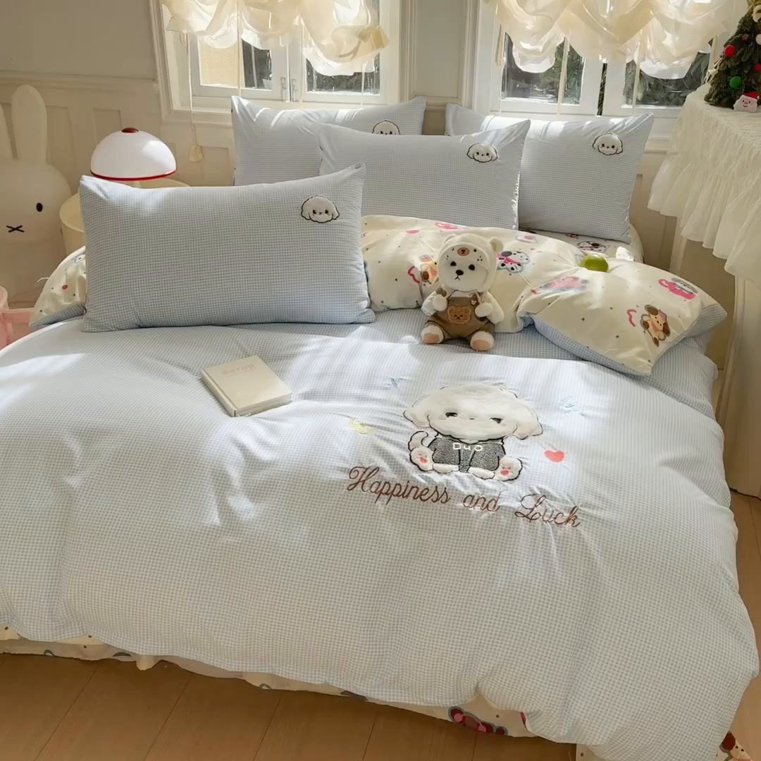 91家纺网 家纺一手货源 找家纺 悦兴家纺 2025新款A类水洗棉治愈萌犬系列四件套（含买家秀） 蓝格多duo狗狗