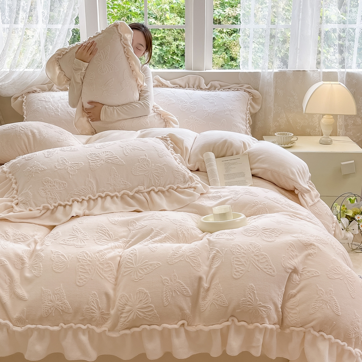 91家纺网 家纺一手货源 找家纺 （总）水云缦 2025新款牛奶绒木耳边四件套-蝶舞