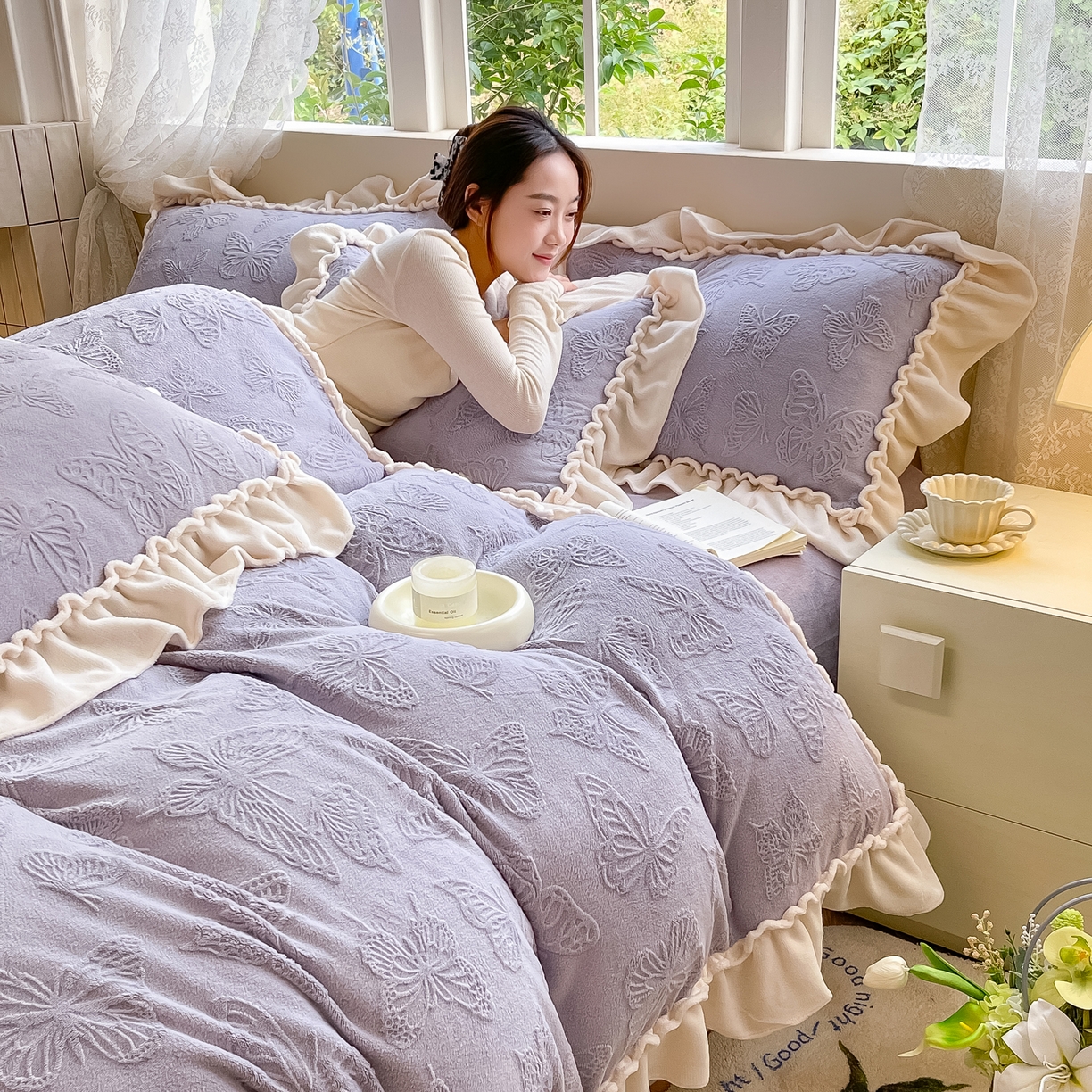 91家纺网 家纺一手货源 找家纺 水云缦 2025新款牛奶绒木耳边四件套-蝶舞 蝶舞-香芋紫