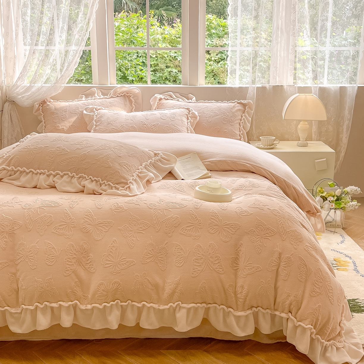 91家纺网 家纺一手货源 找家纺 水云缦 2025新款牛奶绒木耳边四件套-蝶舞 蝶舞-香槟金 暂时没做