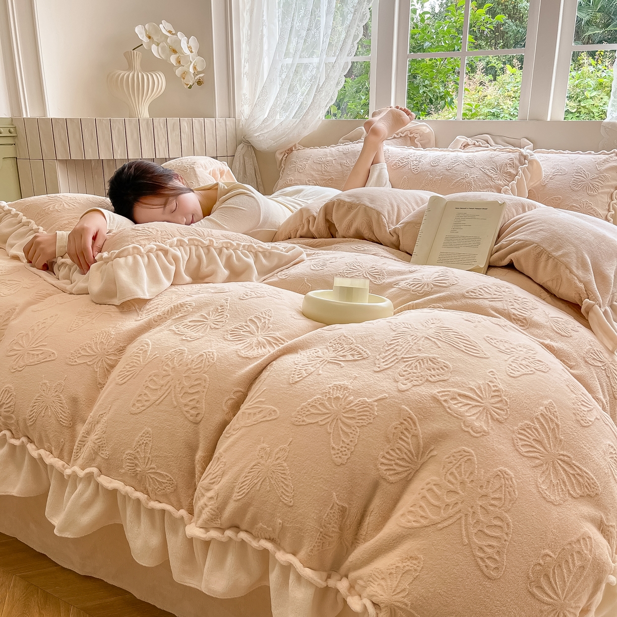 91家纺网 家纺一手货源 找家纺 水云缦 2025新款牛奶绒木耳边四件套-蝶舞 蝶舞-香槟金 暂时没做