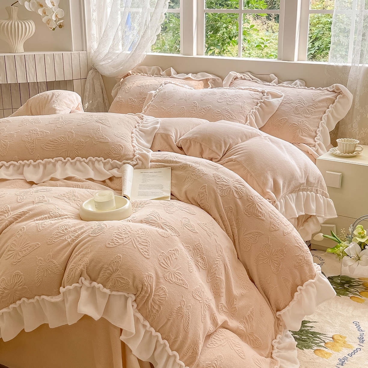 91家纺网 家纺一手货源 找家纺 水云缦 2025新款牛奶绒木耳边四件套-蝶舞 蝶舞-香槟金 暂时没做