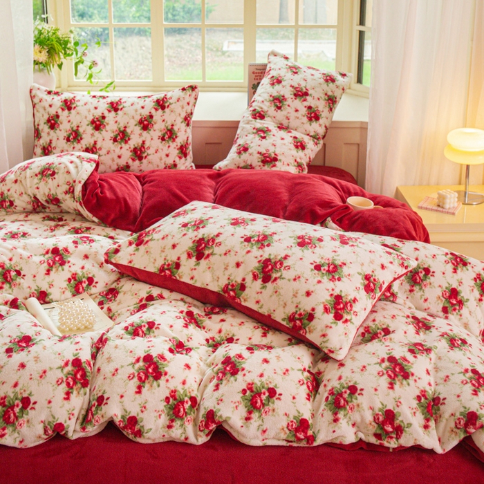 91家纺网 家纺一手货源 找家纺 斯卡诺家纺 2026新款小清新牛奶绒床盖四件套冬季加厚床盖四件套 花妖粉