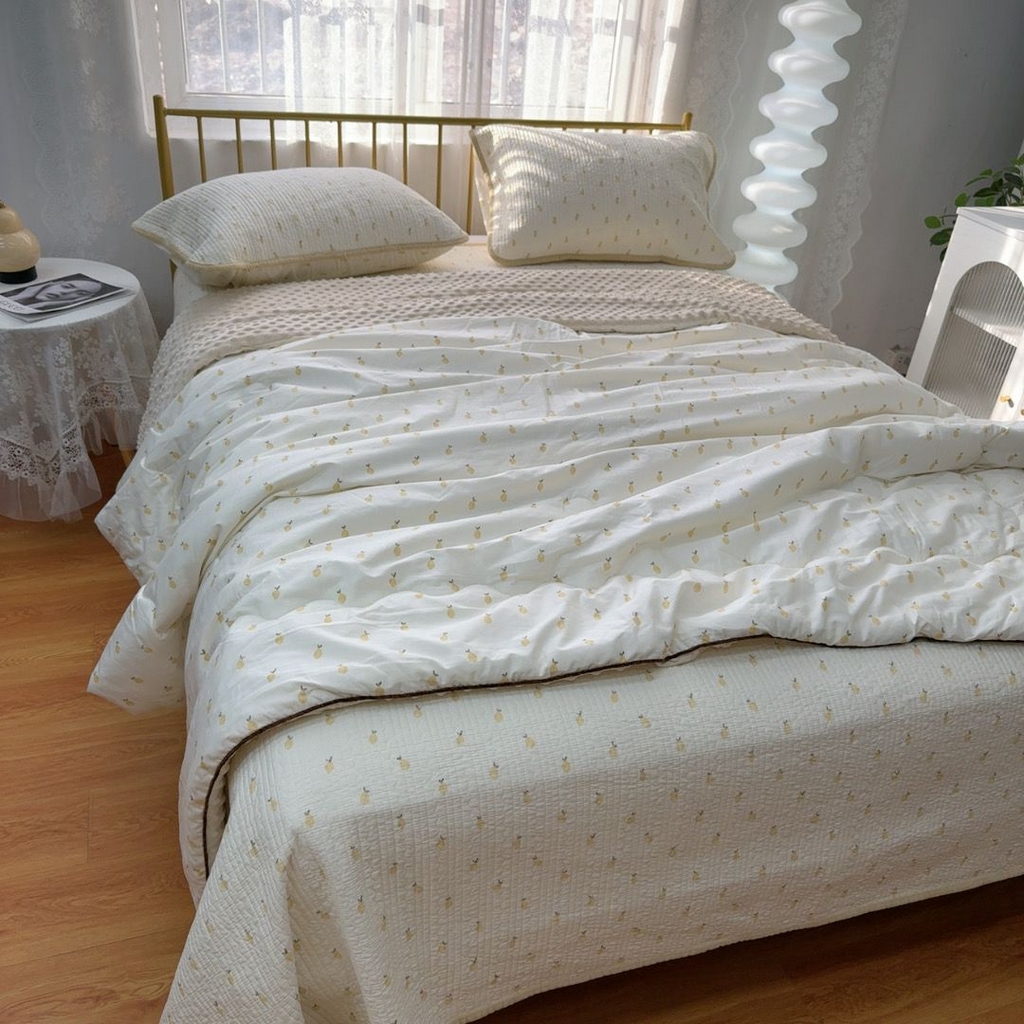 91家纺网 家纺一手货源 找家纺 暖居 2026新款一面纯棉一面绒床盖+同款纯棉豆豆被跑量 奶油波罗