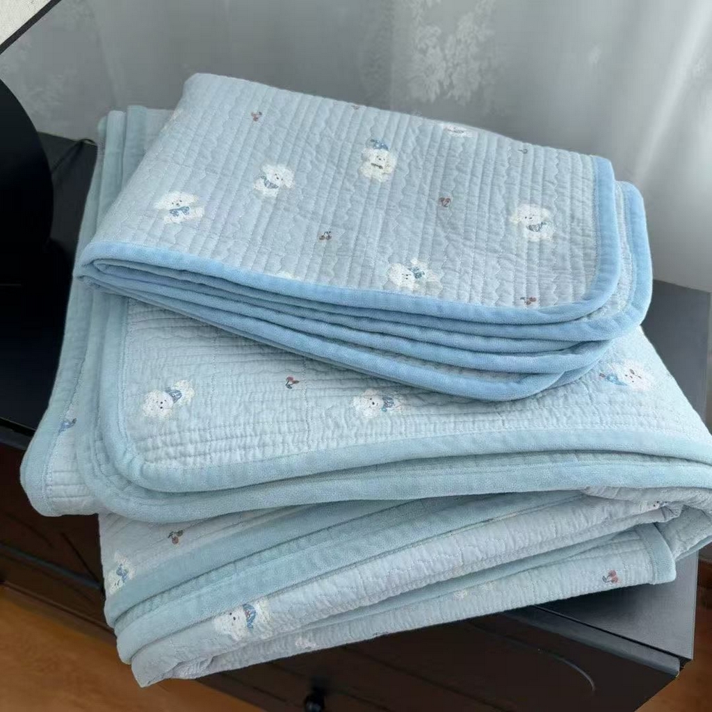 91家纺网 家纺一手货源 找家纺 暖居 2026新款一面纯棉一面绒床盖+同款纯棉豆豆被跑量 冰淇淋