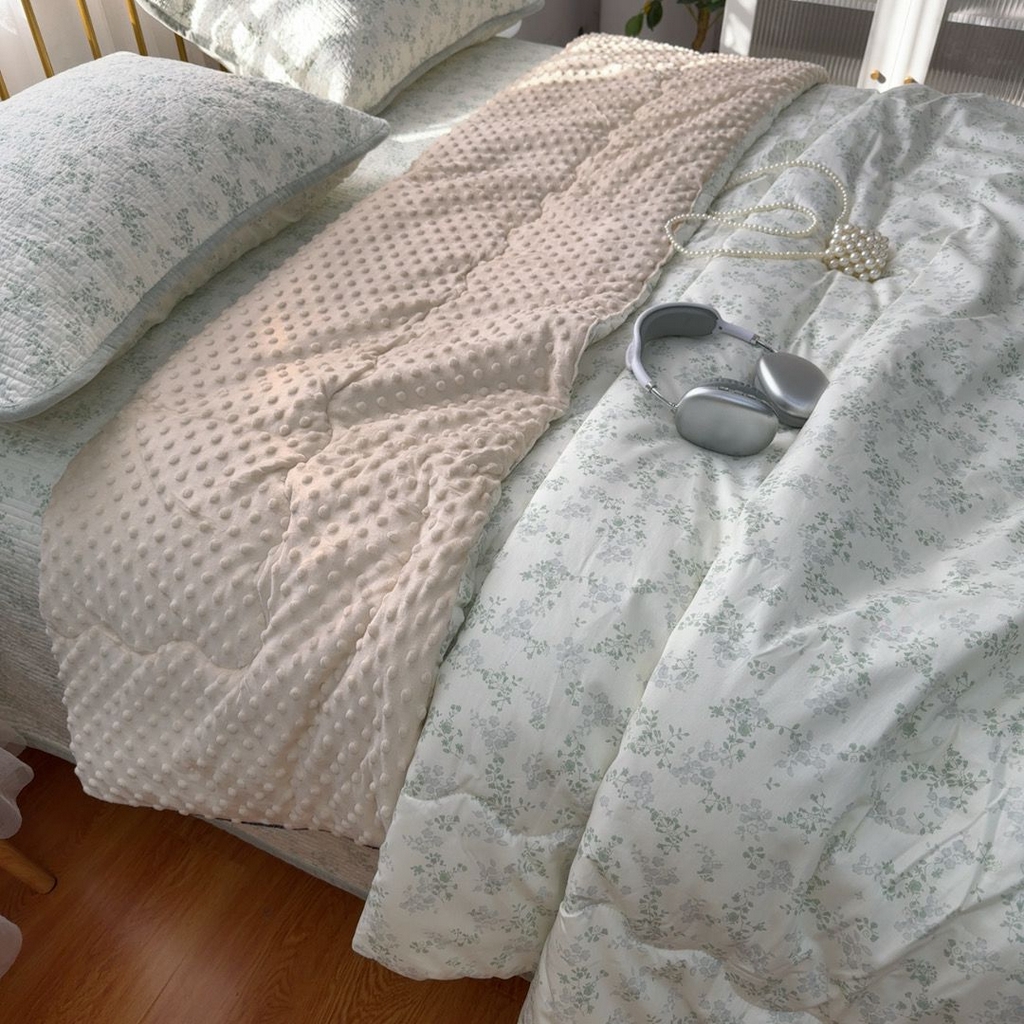 暖居 2026新款一面纯棉一面绒床盖+同款纯棉豆豆被跑量 森系绿野