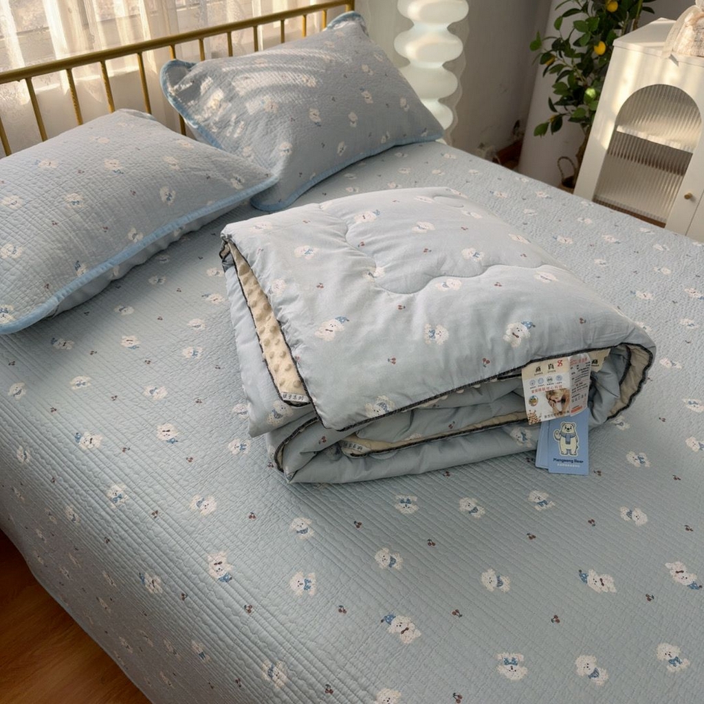 91家纺网 家纺一手货源 找家纺 暖居 2026新款一面纯棉一面绒床盖+同款纯棉豆豆被跑量 冰淇淋