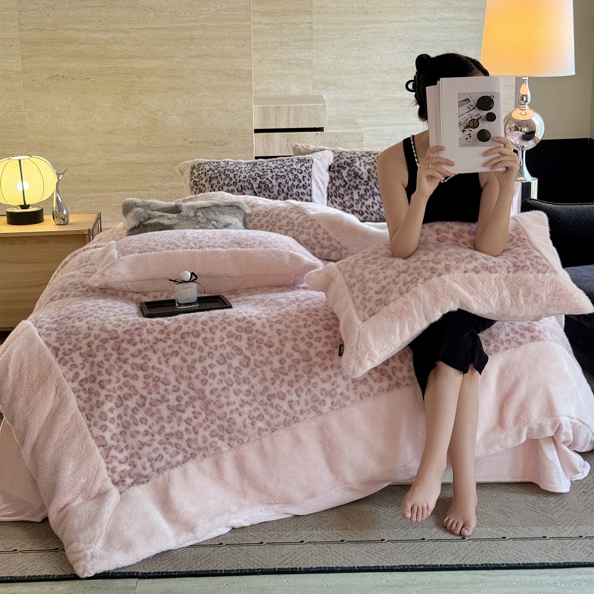 91家纺网 家纺一手货源 找家纺 （总）水云缦 2025新款背印剪花水貂绒四件套