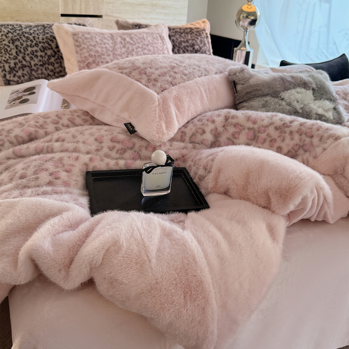 91家纺网 家纺一手货源 找家纺 水云缦 2025新款水貂绒豹纹四件套 豹纹-粉红豹