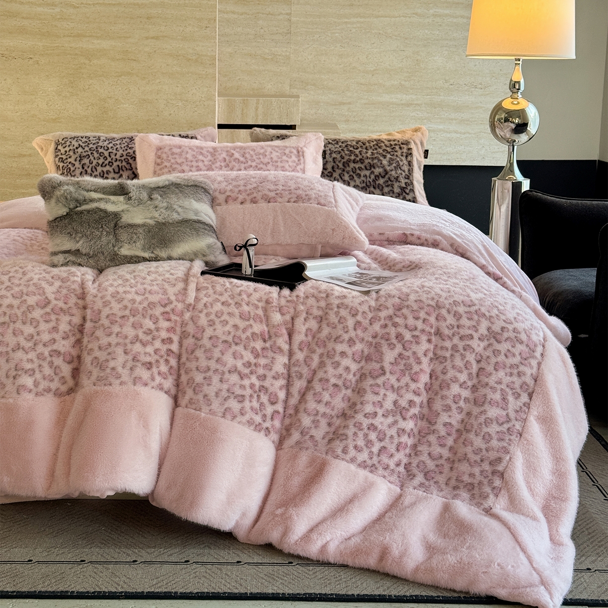 91家纺网 家纺一手货源 找家纺 水云缦 2025新款水貂绒豹纹四件套 豹纹-粉红豹