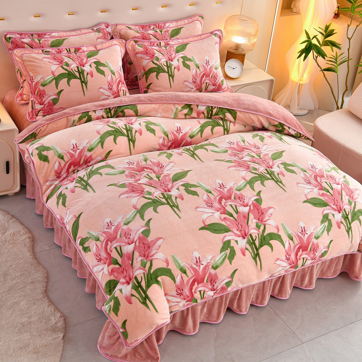 91家纺网 家纺一手货源 找家纺 沐星纪（美得佳）布业 2025新款加厚牛奶绒印花四件套 粉黛胭脂