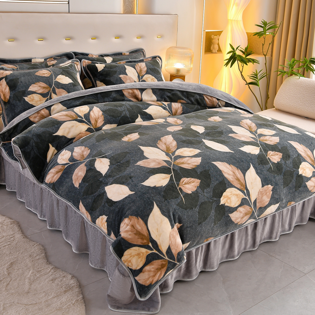 91家纺网 家纺一手货源 找家纺 沐星纪（美得佳）布业 2025新款加厚牛奶绒印花四件套 叶舞绒华-灰