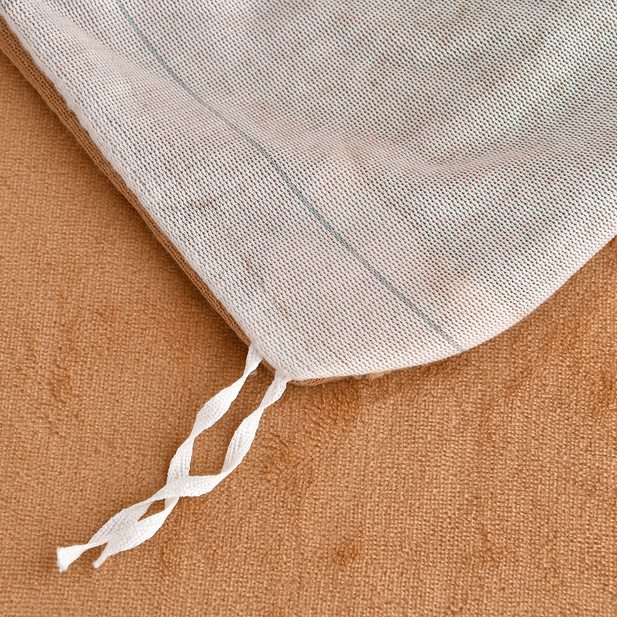 91家纺网 家纺一手货源 找家纺 沐星纪（美得佳）布业 2025新款加厚牛奶绒印花四件套 叶舞绒华-咖