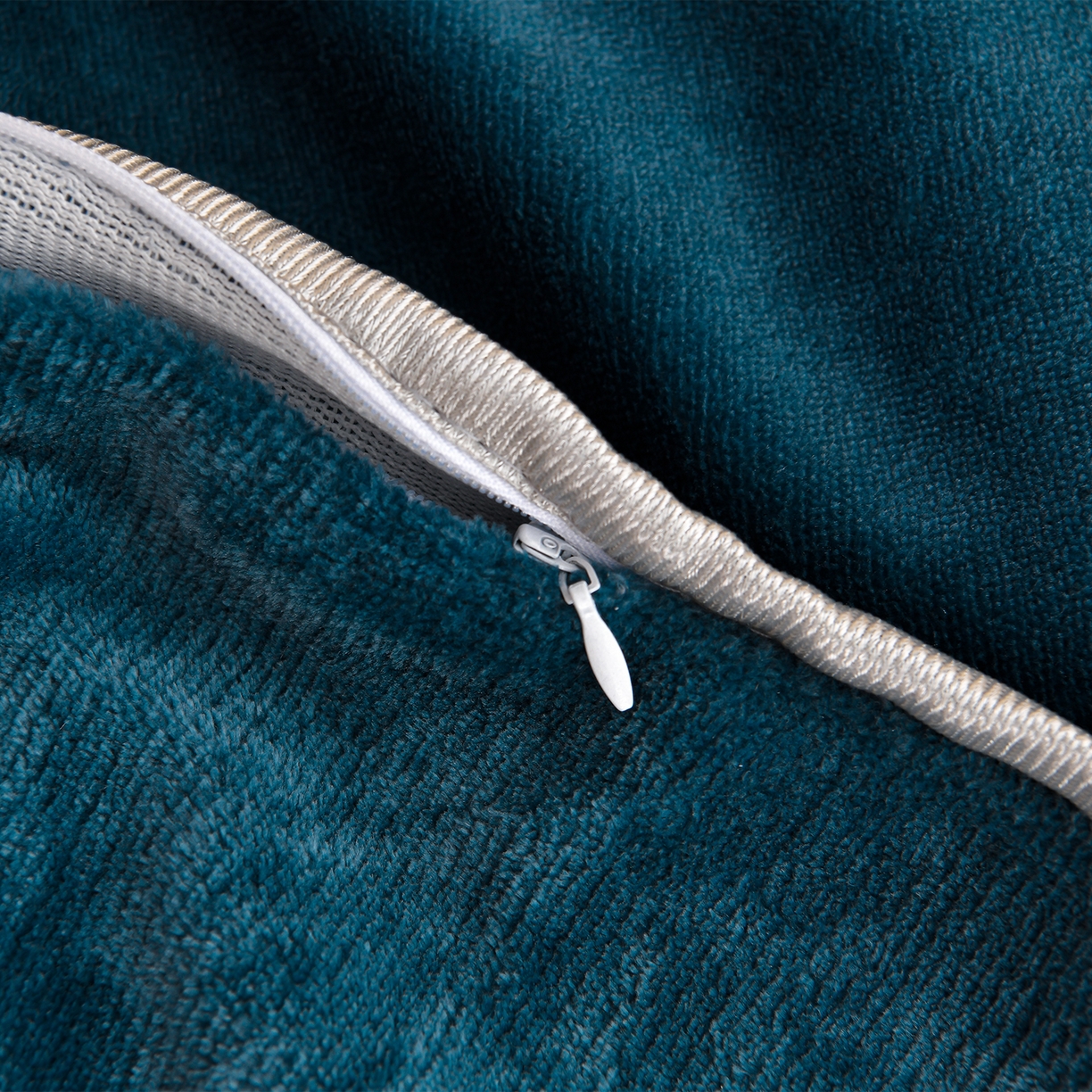 91家纺网 家纺一手货源 找家纺 沐星纪（美得佳）布业 2025新款加厚牛奶绒印花四件套 简爱