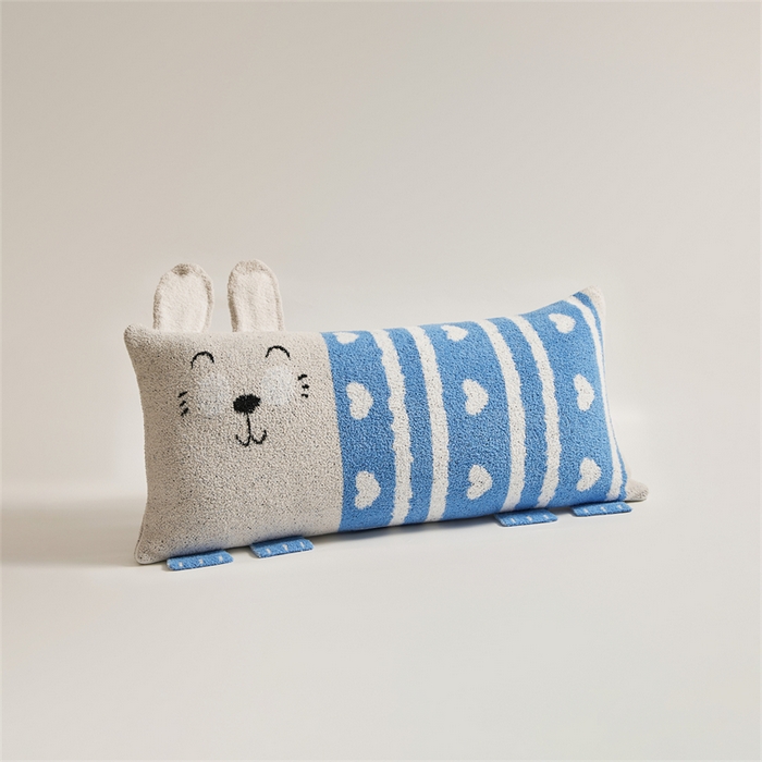 91家纺网 家纺一手货源 找家纺 暖绵绵家纺 2025新款半边绒比丘兔抱枕（最低零售价：153元） 比丘兔-蓝色