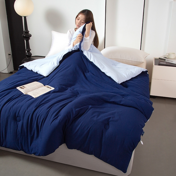 91家纺网 家纺一手货源 找家纺 美之润家纺 2025新款深睡被2代Pro控温被子冬季加厚冬被春秋被芯免被套棉被可机洗 深睡蓝