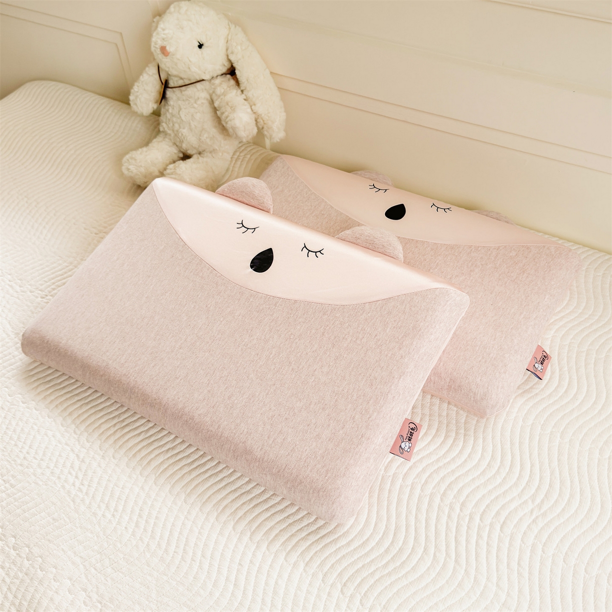 91家纺网 家纺一手货源 找家纺 （总）麦肯锡 2025新款丝柔考拉记忆平枕  枕头枕芯