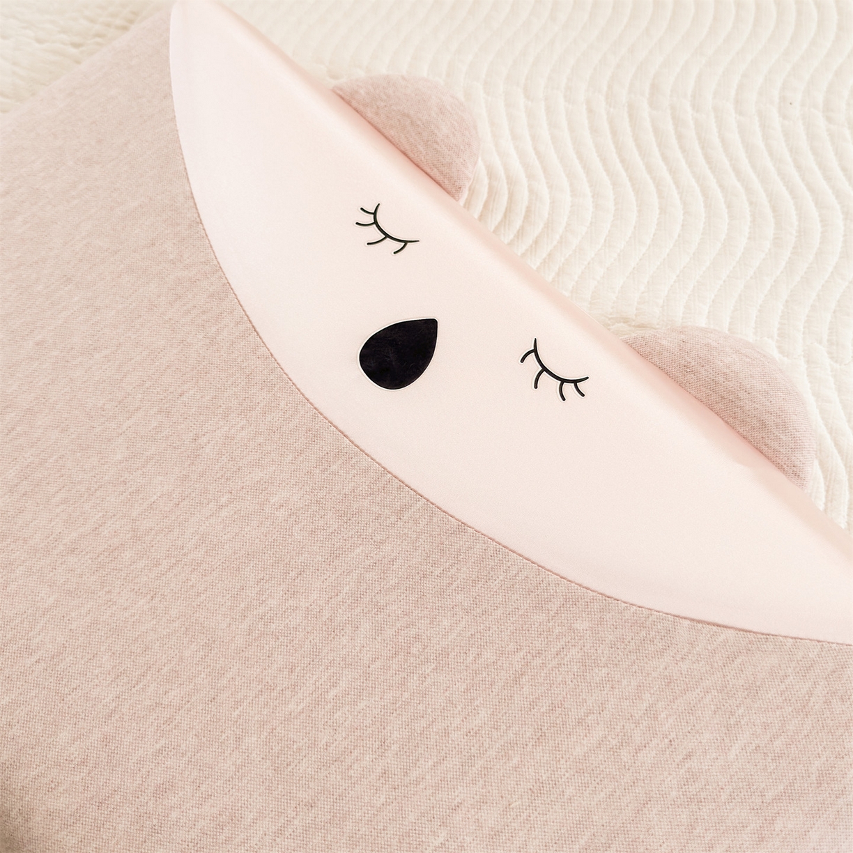 91家纺网 家纺一手货源 找家纺 （总）麦肯锡 2025新款丝柔考拉记忆平枕  枕头枕芯