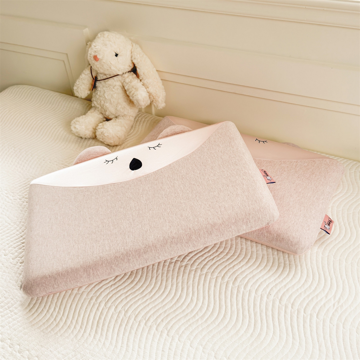 91家纺网 家纺一手货源 找家纺 麦肯锡 2025新款丝柔考拉记忆平枕  枕头枕芯 粉色/对