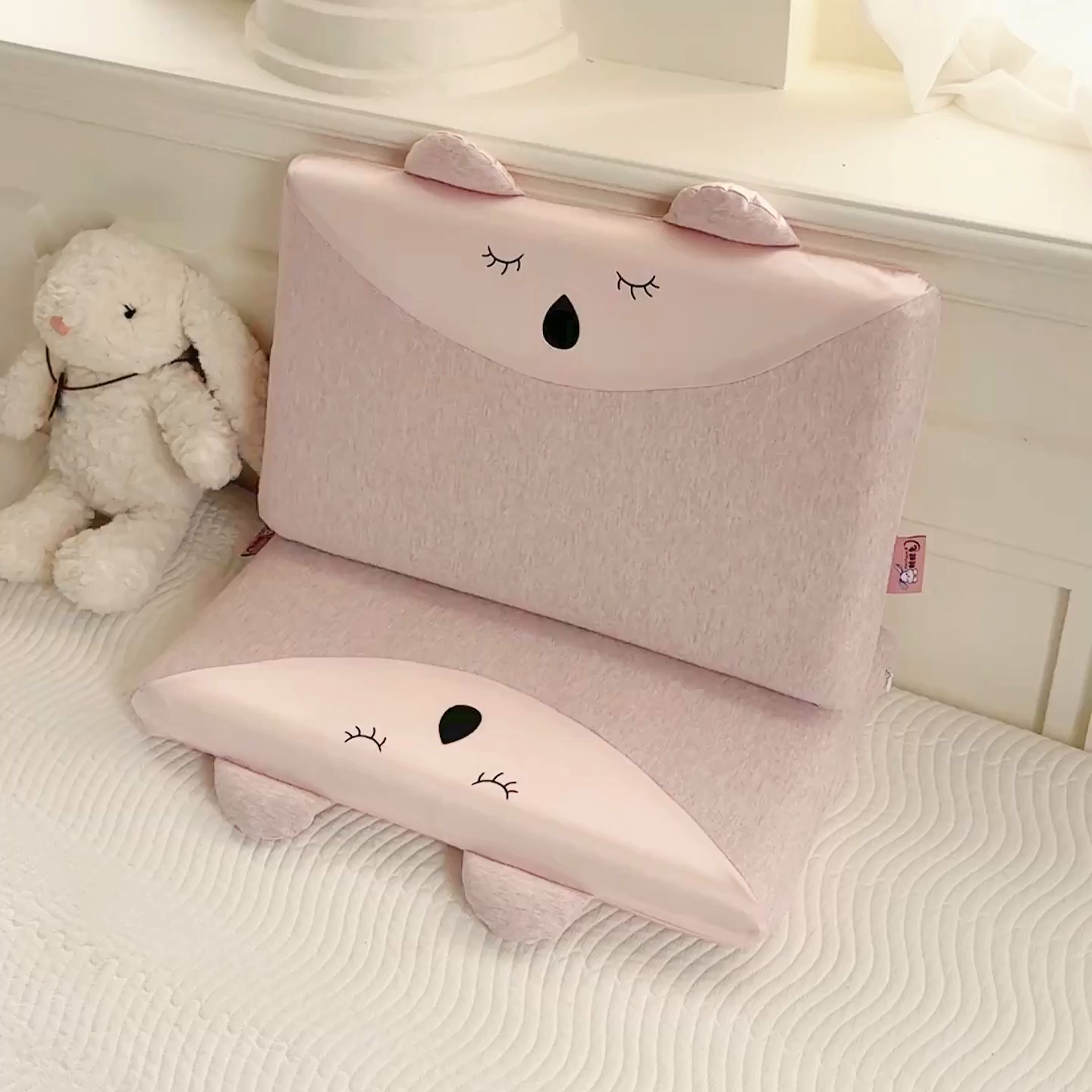 91家纺网 家纺一手货源 找家纺 麦肯锡 2025新款丝柔考拉记忆平枕  枕头枕芯 粉色/只