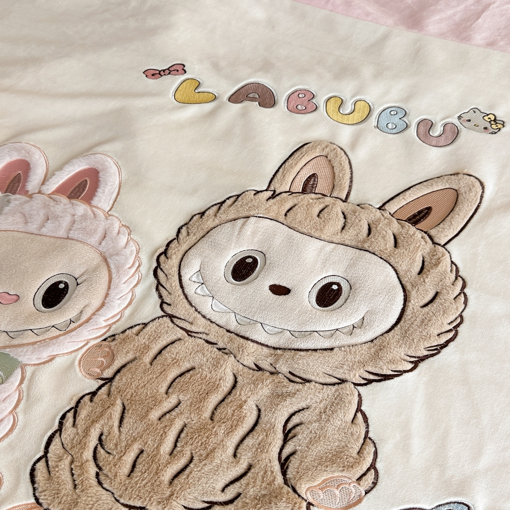 91家纺网 家纺一手货源 找家纺 （总）金窝窝家纺 2025新款全消光高克重牛奶绒贴布绣四件套