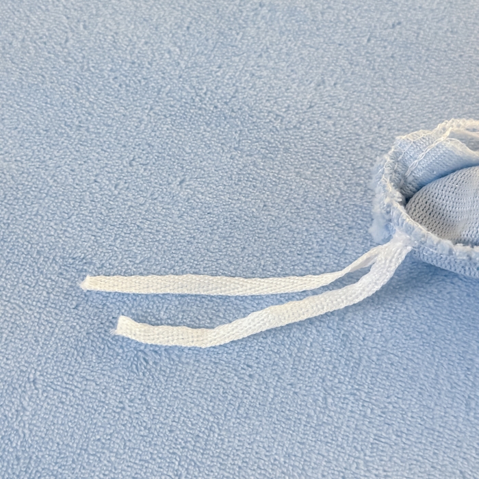 91家纺网 家纺一手货源 找家纺 金窝窝家纺 2025新款全消光高克重牛奶绒贴布绣四件套 卡皮熊-天空蓝