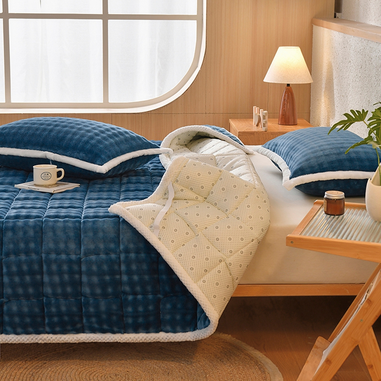 91家纺网 家纺一手货源 找家纺 鑫顺欣 2025新款泡泡牛奶绒床垫床褥 景泰蓝