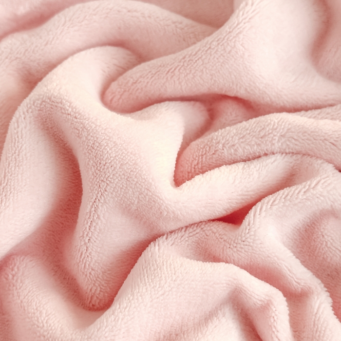 91家纺网 家纺一手货源 找家纺 金窝窝家纺 2025新款全消光高克重牛奶绒贴布绣四件套 卡皮熊-樱花粉