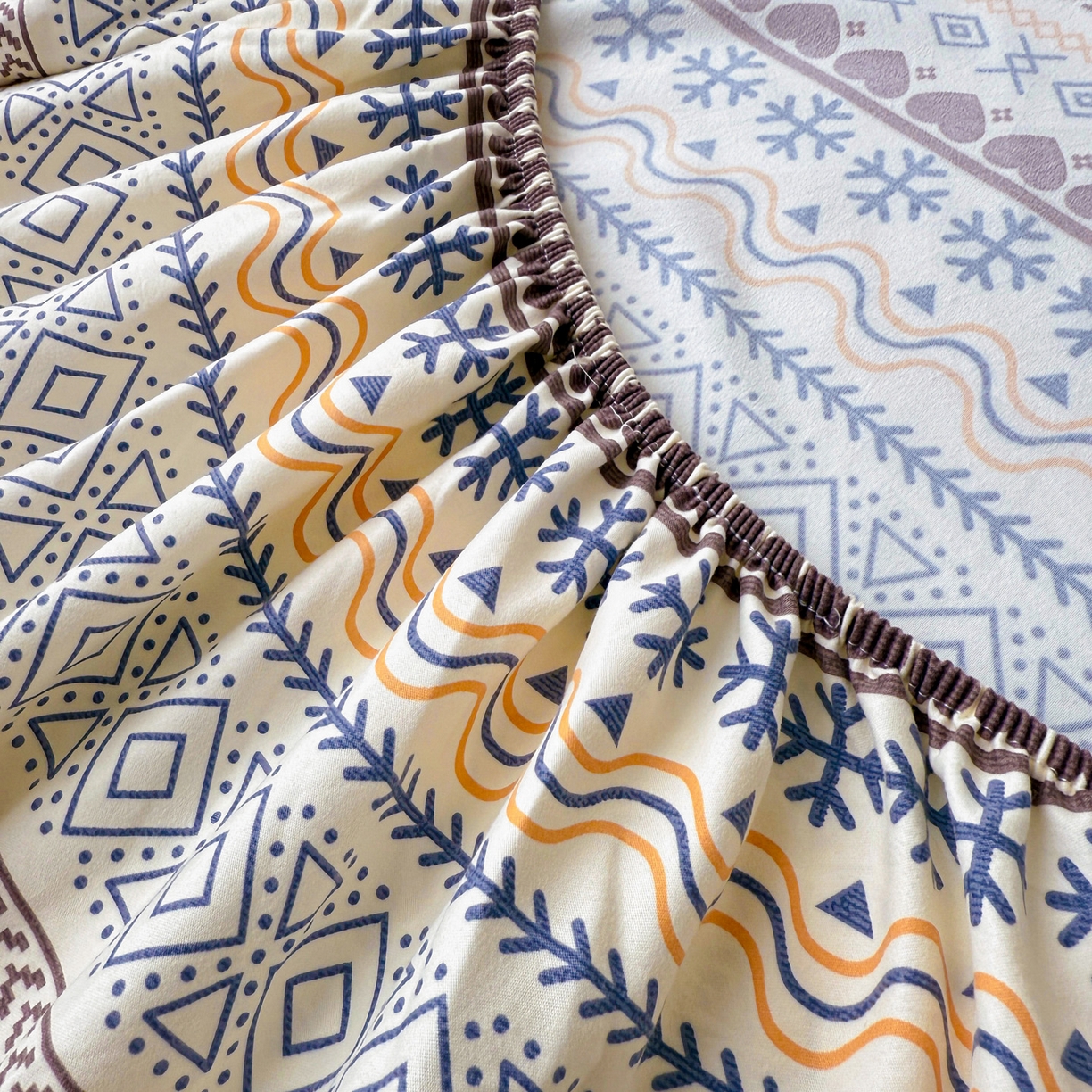 91家纺网 家纺一手货源 找家纺 首爱家纺 2025新款木棉双层纱印花床笠 波西米亚