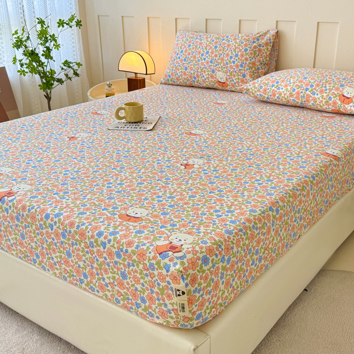 91家纺网 家纺一手货源 找家纺 首爱家纺 2025新款木棉双层纱印花床笠 花朵熊