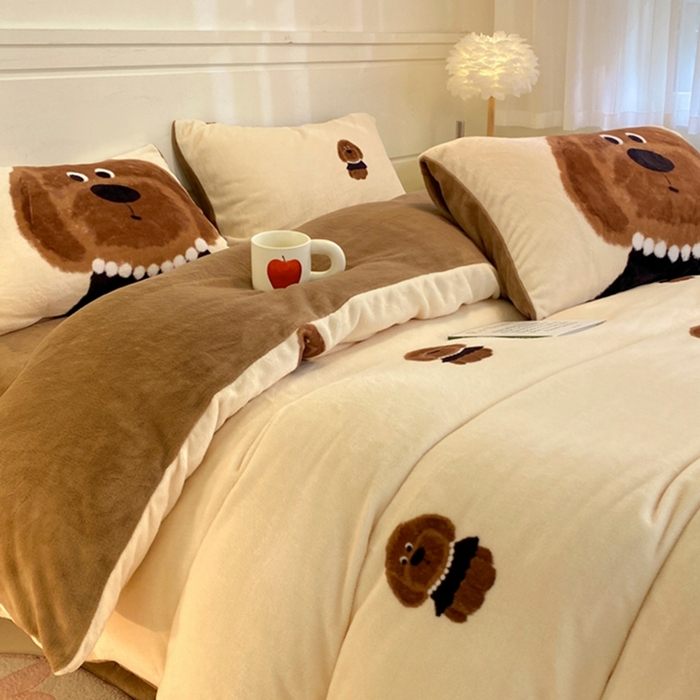 91家纺网 家纺一手货源 找家纺 如一 2025新款高克重大版数码印花牛奶绒四件套 毛毛狗