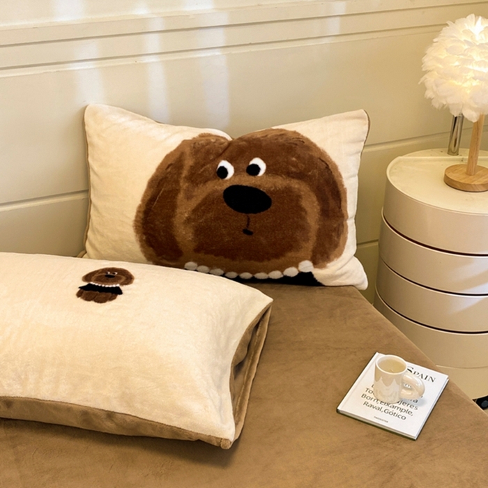 91家纺网 家纺一手货源 找家纺 如一 2025新款高克重大版数码印花牛奶绒四件套 毛毛狗