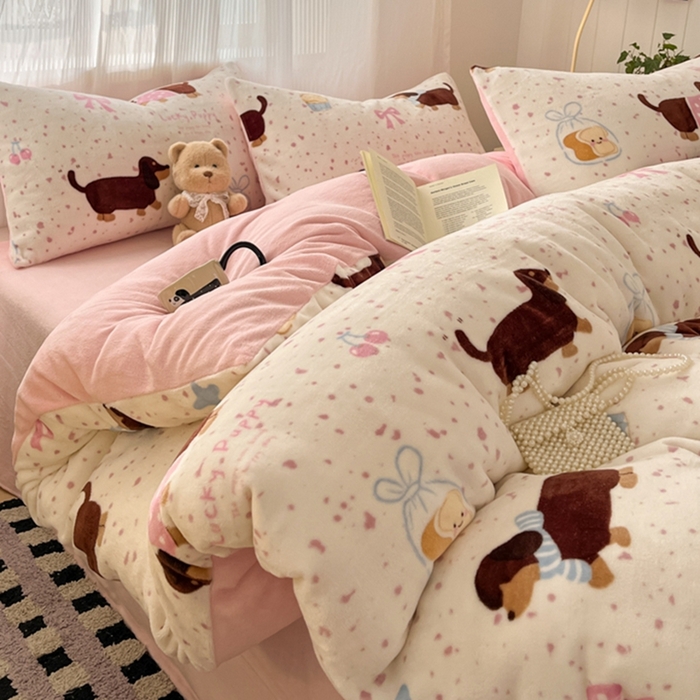 如一 2025新款高克重大版数码印花牛奶绒四件套 俏皮狗