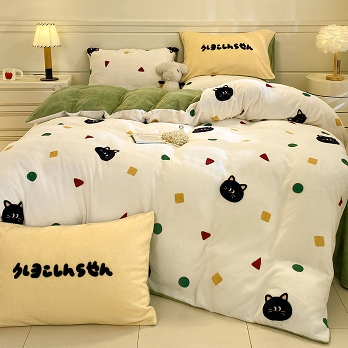 91家纺网 家纺一手货源 找家纺 如一 2025新款高克重大版数码印花牛奶绒四件套 色彩猫