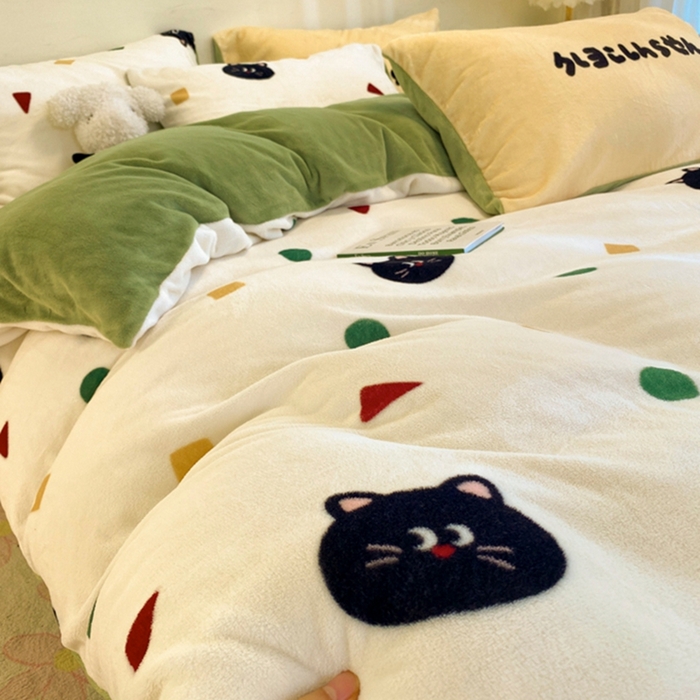 91家纺网 家纺一手货源 找家纺 如一 2025新款高克重大版数码印花牛奶绒四件套 色彩猫