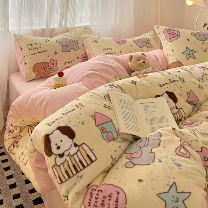 91家纺网 家纺一手货源 找家纺 如一 2025新款高克重大版数码印花牛奶绒四件套 游乐园