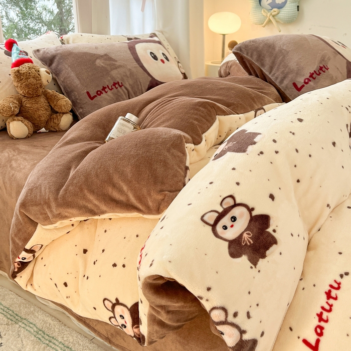 如一 2025新款高克重大版数码印花牛奶绒四件套 拉兔咖