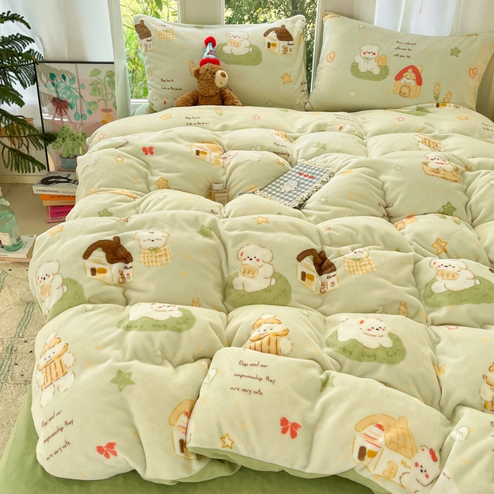 91家纺网 家纺一手货源 找家纺 如一 2025新款高克重大版数码印花牛奶绒四件套 萌宠绿