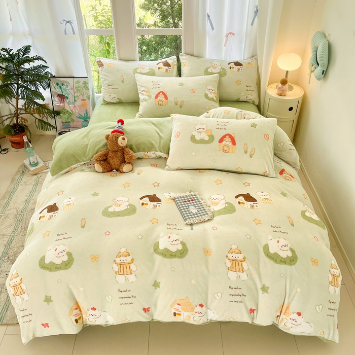 91家纺网 家纺一手货源 找家纺 如一 2025新款高克重大版数码印花牛奶绒四件套 萌宠绿