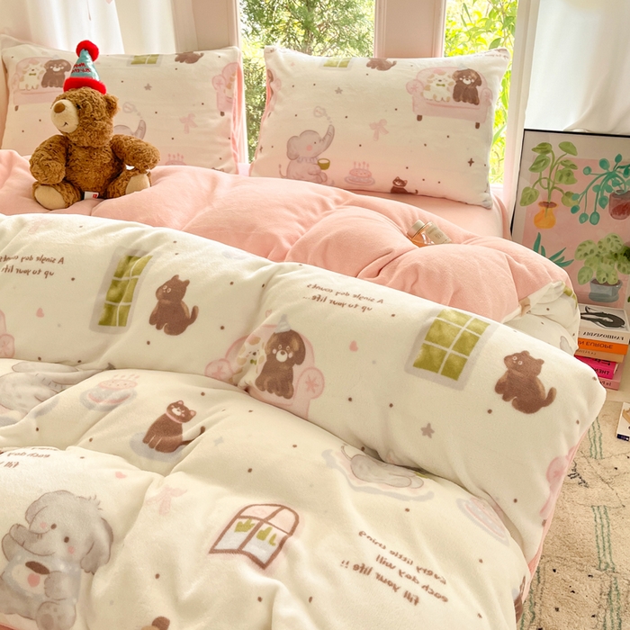 91家纺网 家纺一手货源 找家纺 如一 2025新款高克重大版数码印花牛奶绒四件套 萌派对