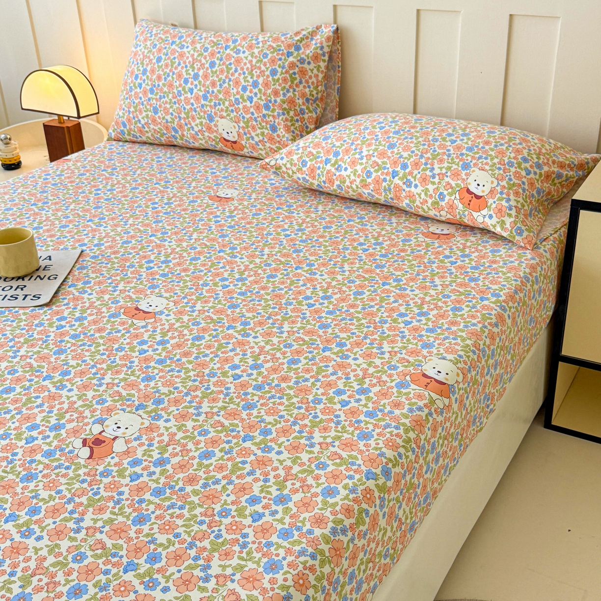 91家纺网 家纺一手货源 找家纺 金泰莱 2025新款木棉双层纱印花床笠 花朵熊