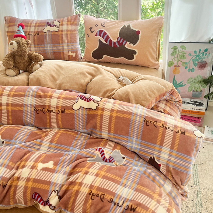 91家纺网 家纺一手货源 找家纺 如一 2025新款高克重大版数码印花牛奶绒四件套 围巾狗