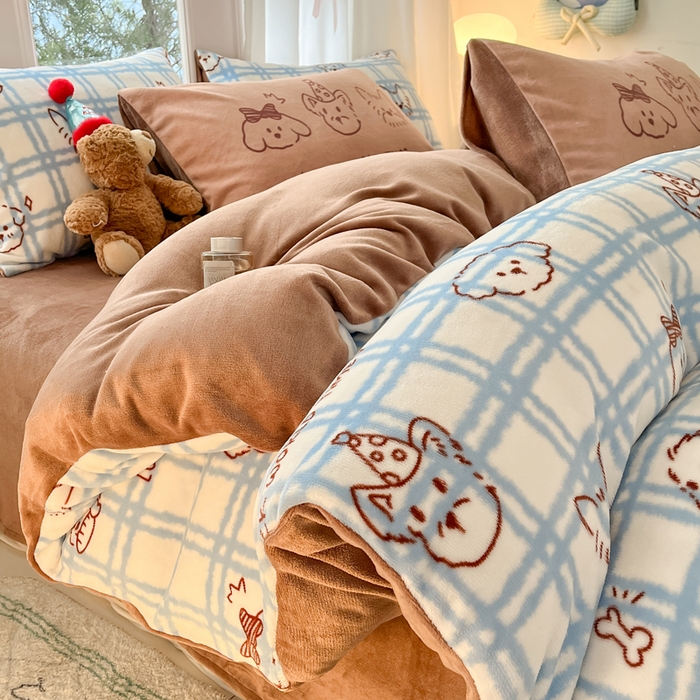 91家纺网 家纺一手货源 找家纺 如一 2025新款高克重大版数码印花牛奶绒四件套 线条狗