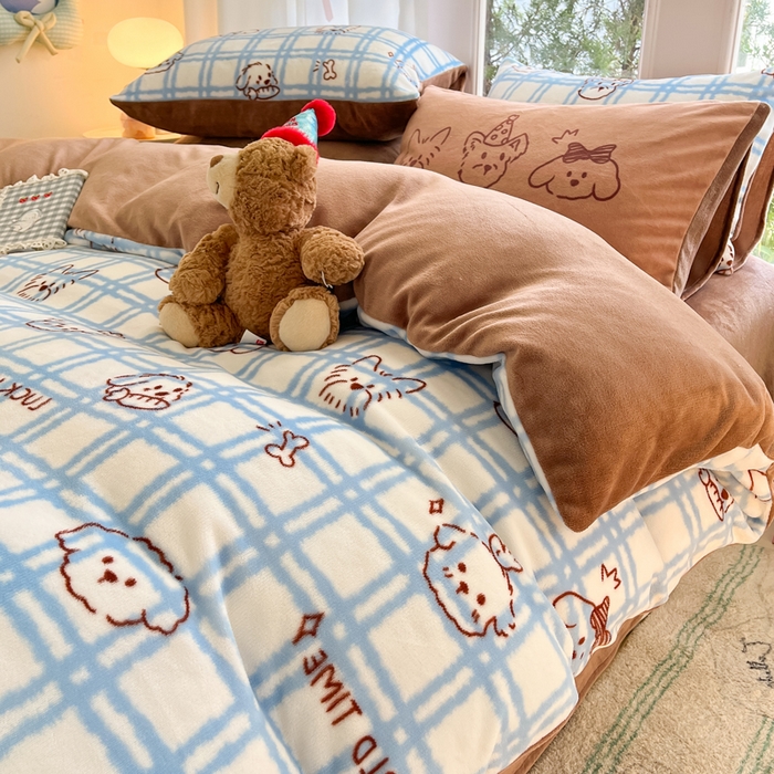 91家纺网 家纺一手货源 找家纺 如一 2025新款高克重大版数码印花牛奶绒四件套 线条狗