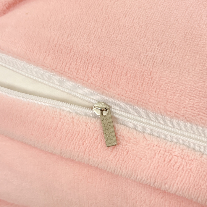 91家纺网 家纺一手货源 找家纺 如一 2025新款高克重大版数码印花牛奶绒四件套 小粉喵