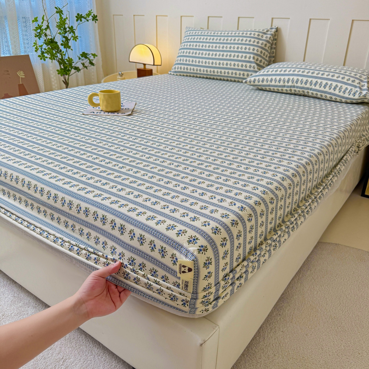 91家纺网 家纺一手货源 找家纺 金泰莱 2025新款木棉双层纱印花床笠 蓝心