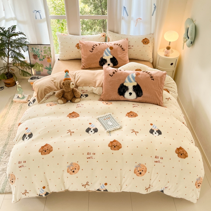 91家纺网 家纺一手货源 找家纺 如一 2025新款高克重大版数码印花牛奶绒四件套 小伙伴