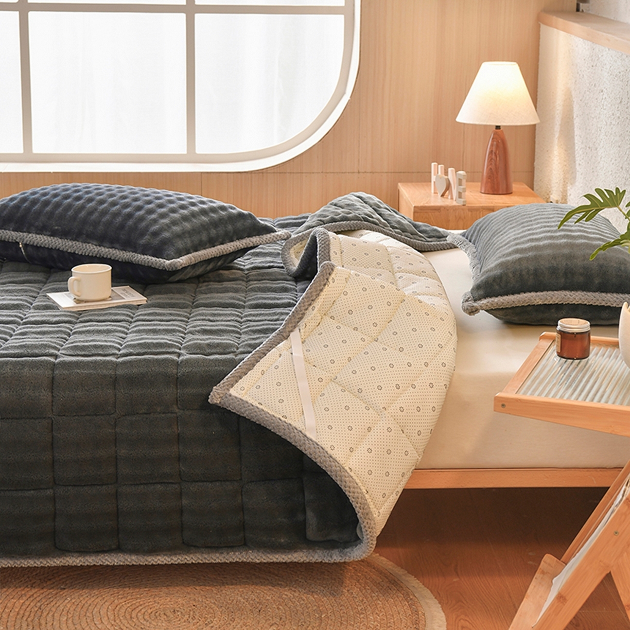 91家纺网 家纺一手货源 找家纺 （总）鑫顺欣 2025新款泡泡牛奶绒床垫床褥